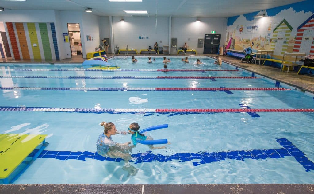 How Private Swimming Lessons Can Help Improve Technique and Performance